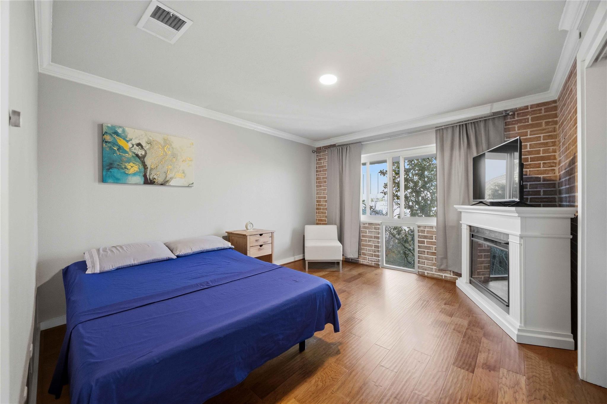 3600 Montrose Boulevard # 304
