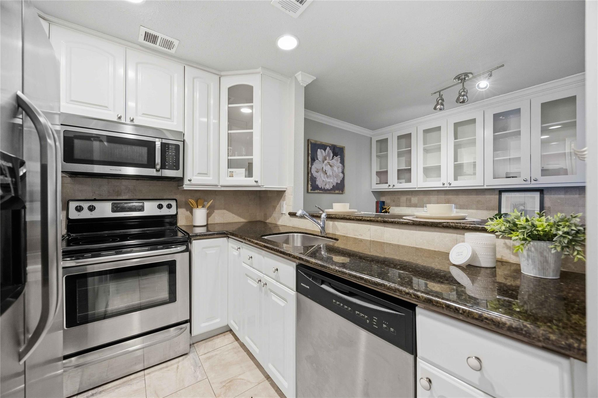 3600 Montrose Boulevard # 304