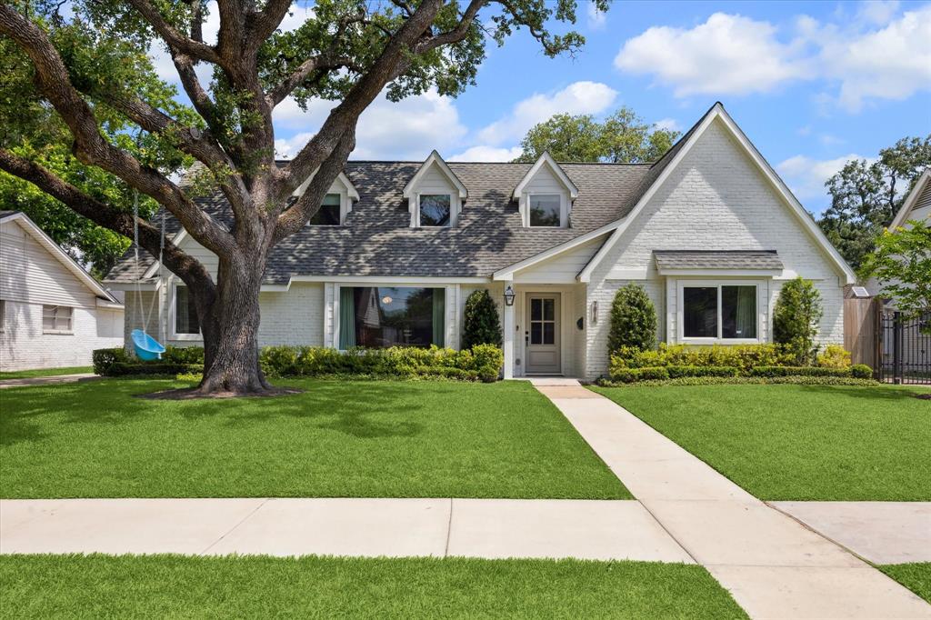 7818 Meadowglen Lane