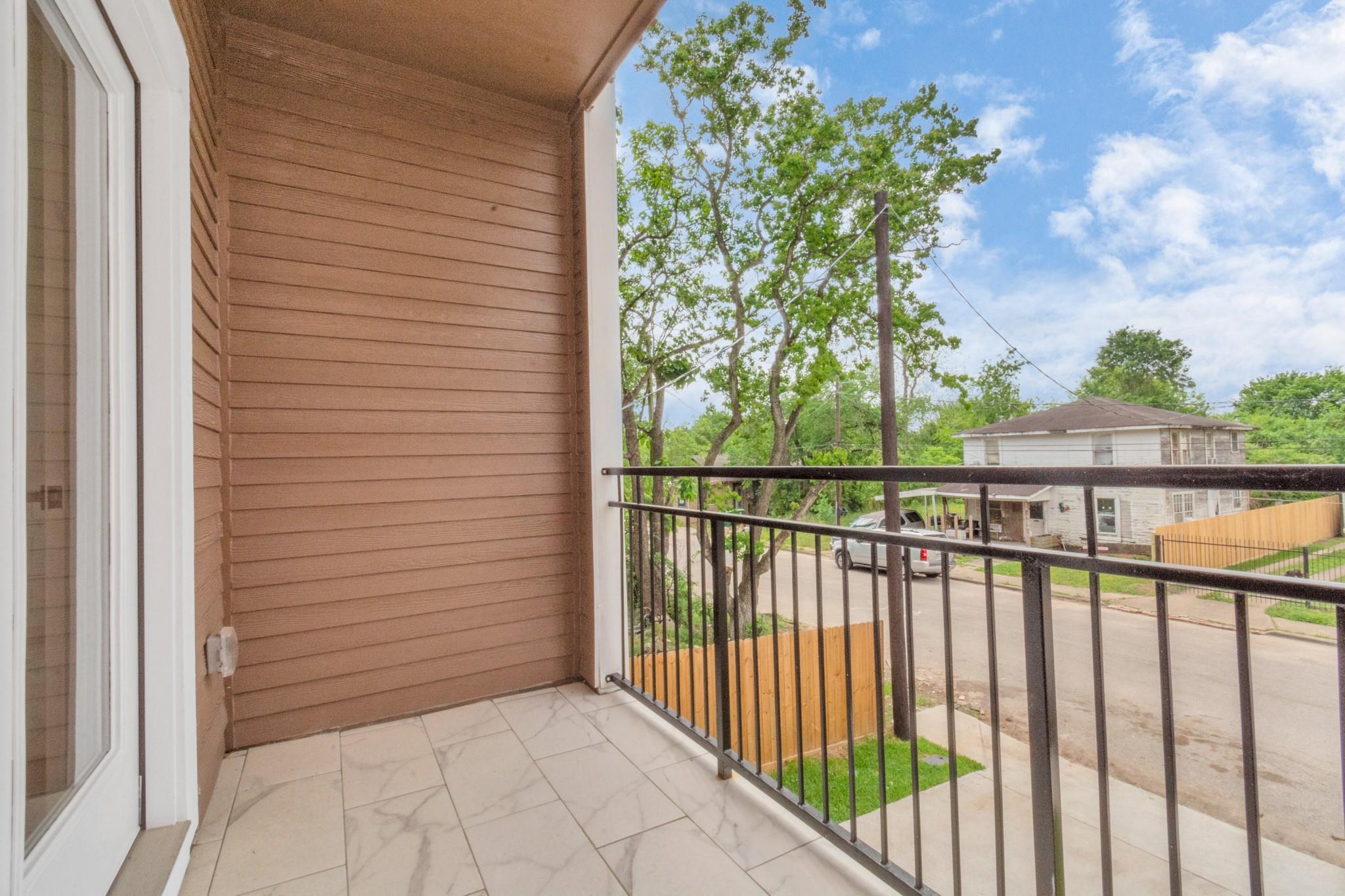 2813 Drew Street