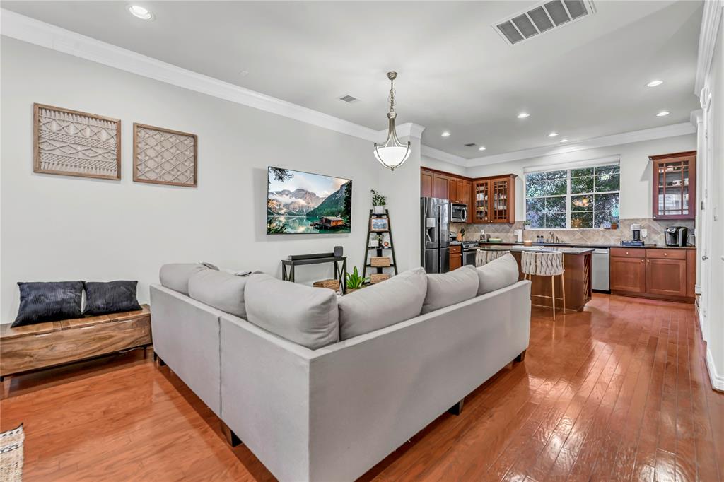 1620 W 13th Street