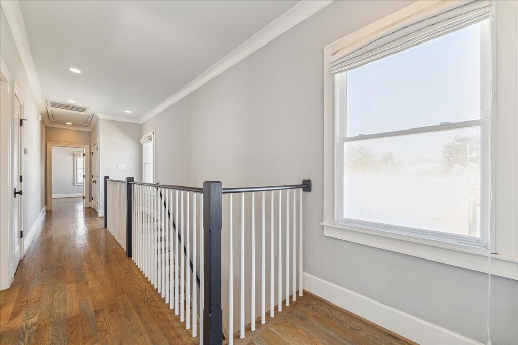 812 E 25th Street