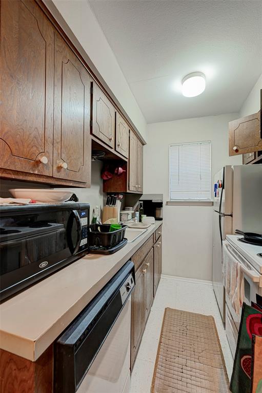 2012 Brun Street