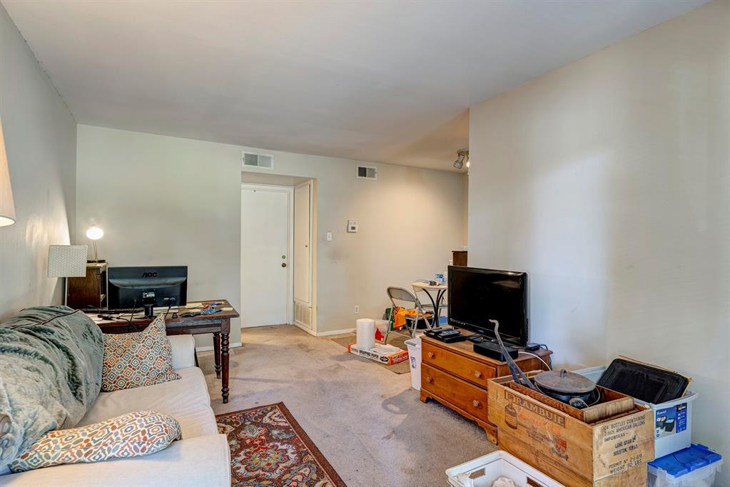 2012 Brun Street