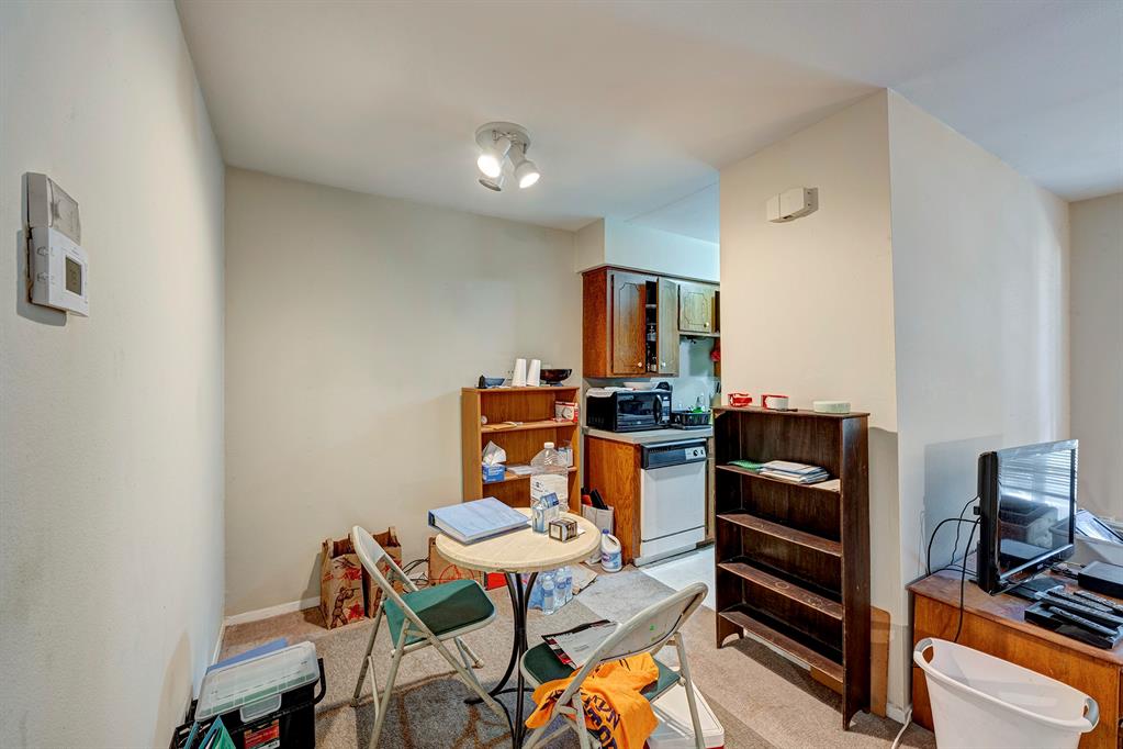 2012 Brun Street