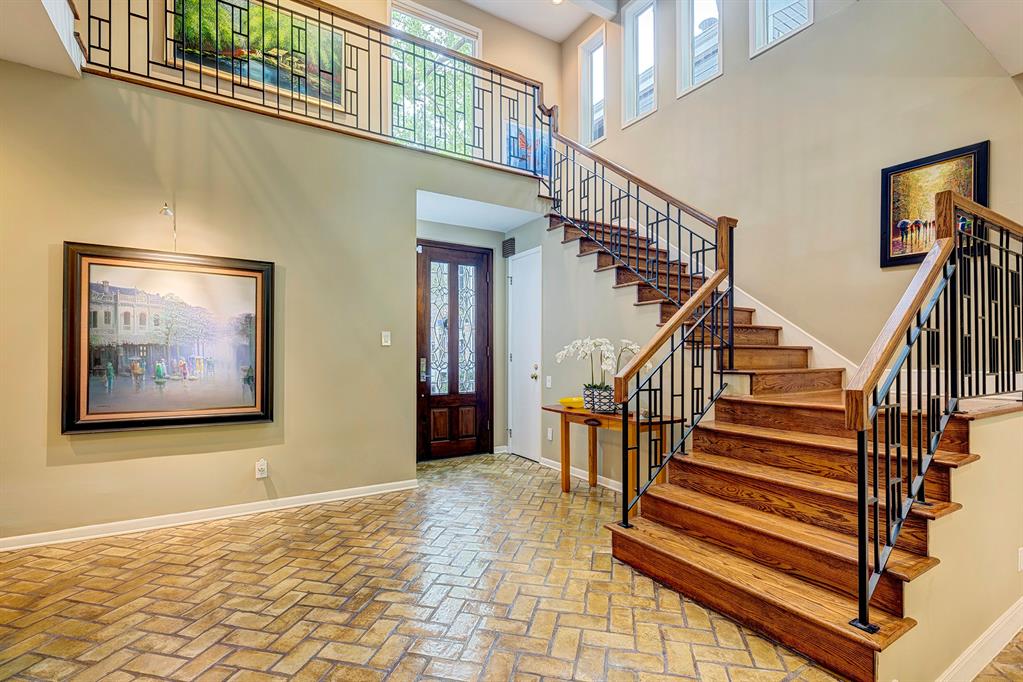 48 Sugarberry Circle