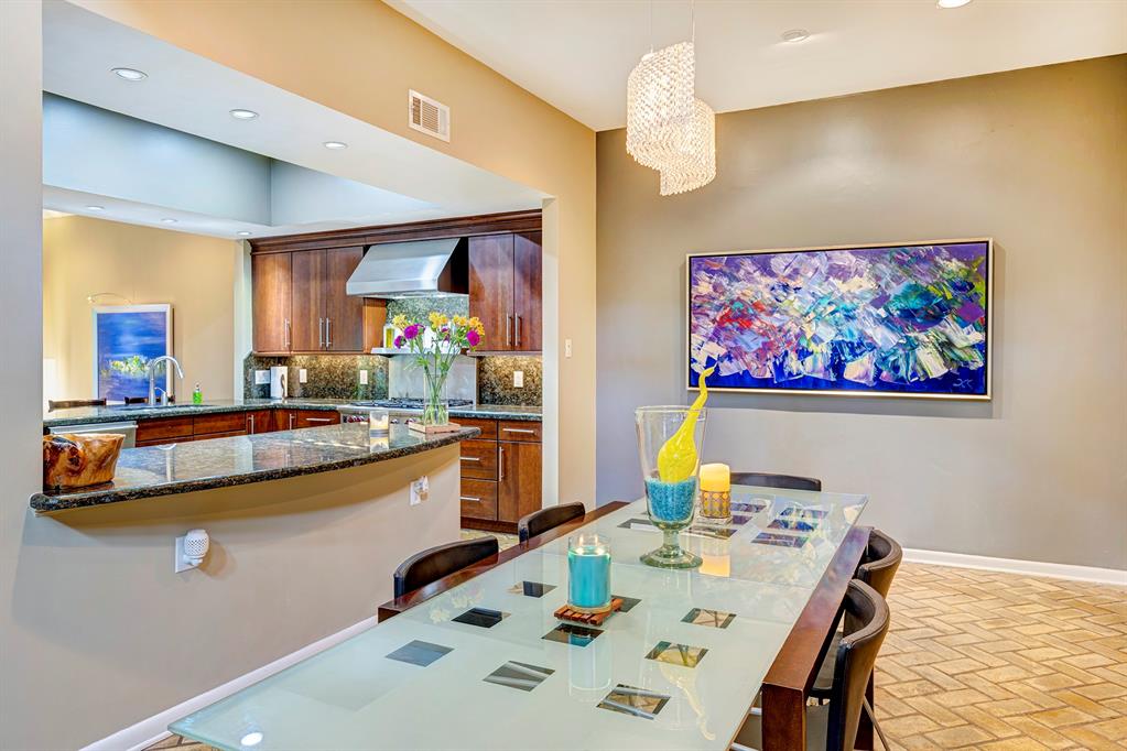 48 Sugarberry Circle