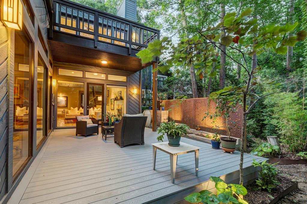 48 Sugarberry Circle