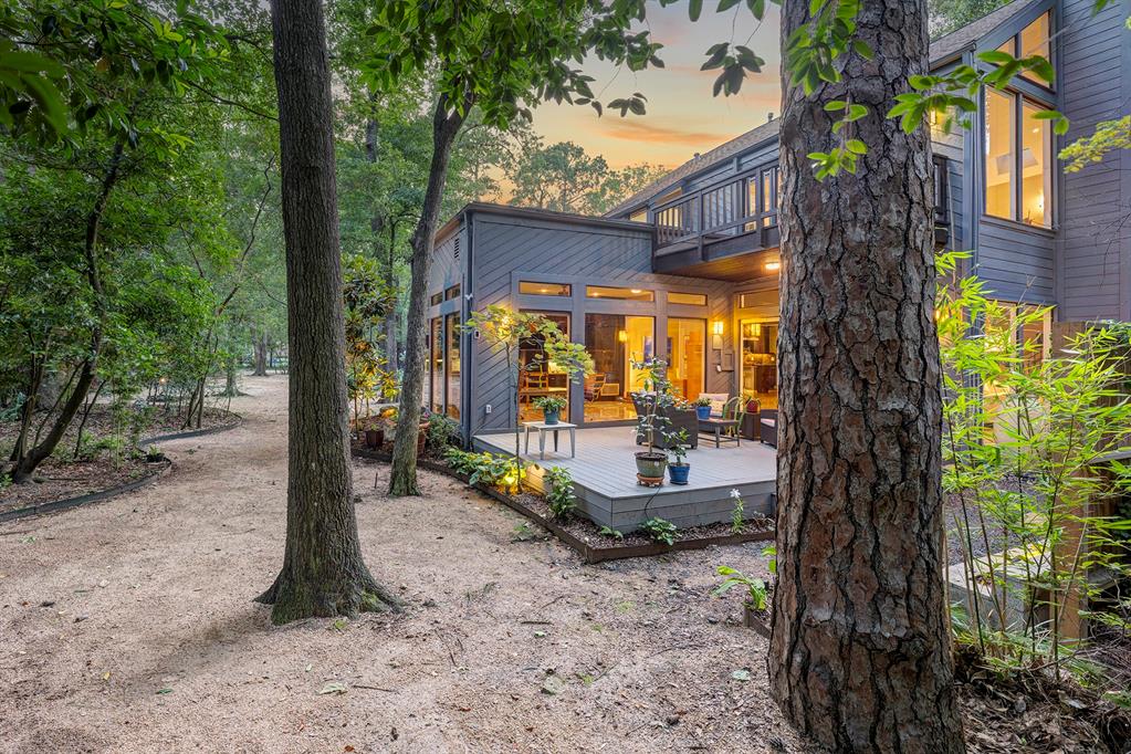 48 Sugarberry Circle