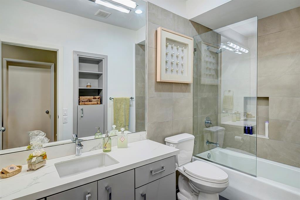 48 Sugarberry Circle