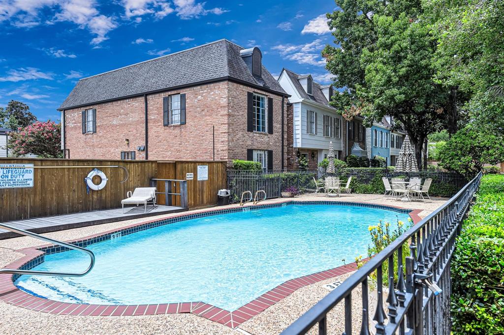 447 N Post Oak Lane # 447