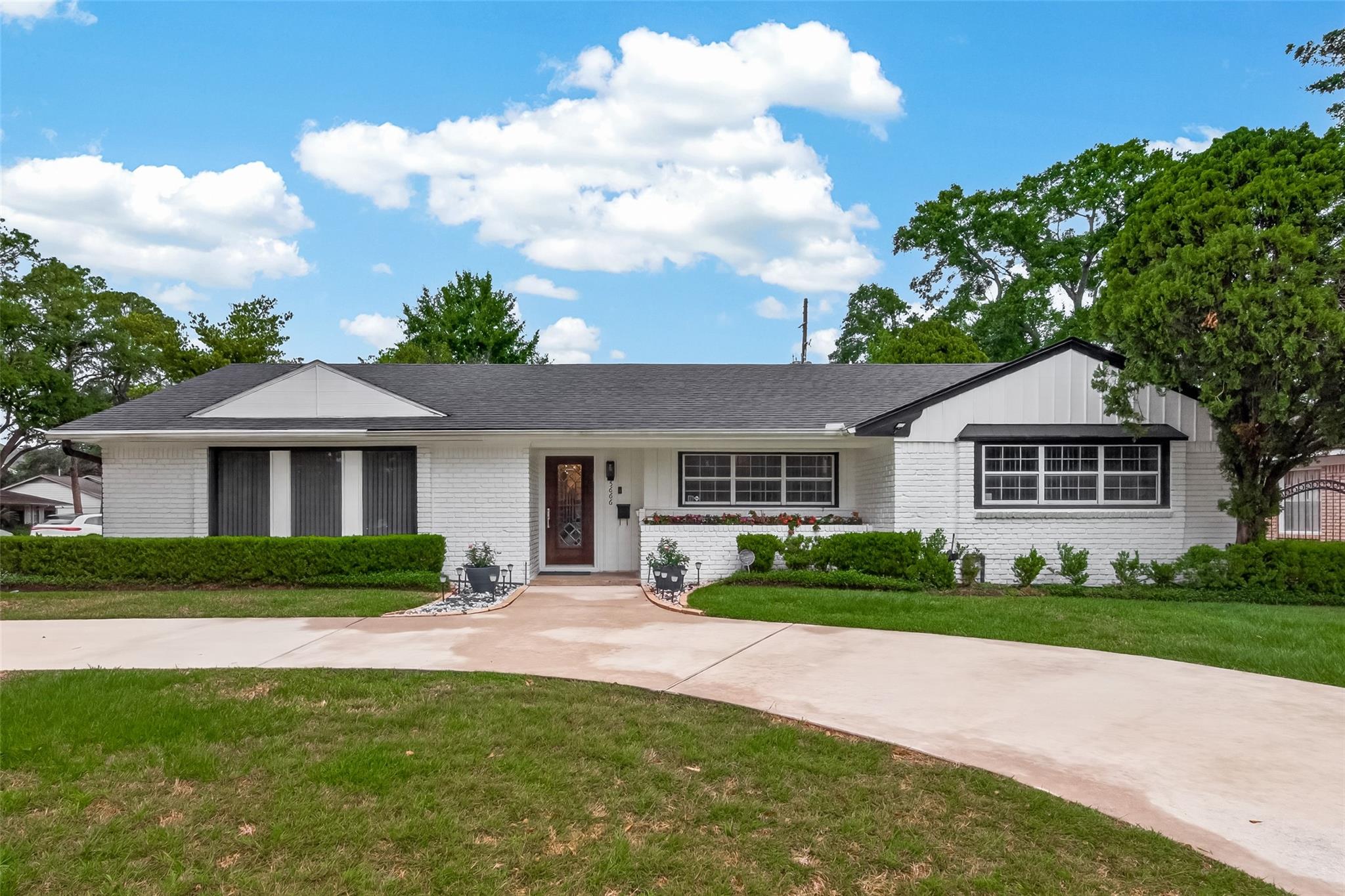 5666 Overbrook Lane