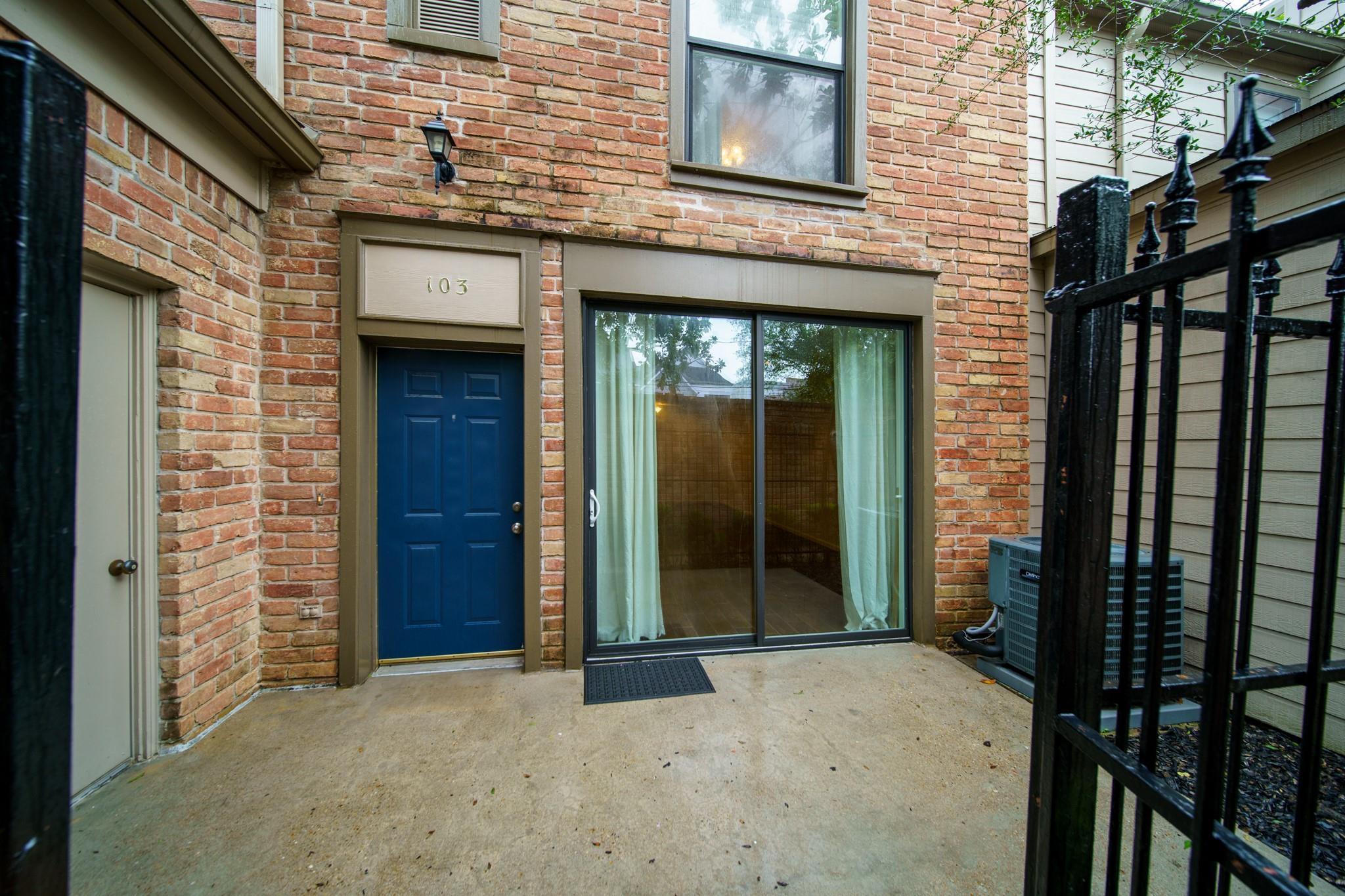 1201 Mcduffie Street # 103
