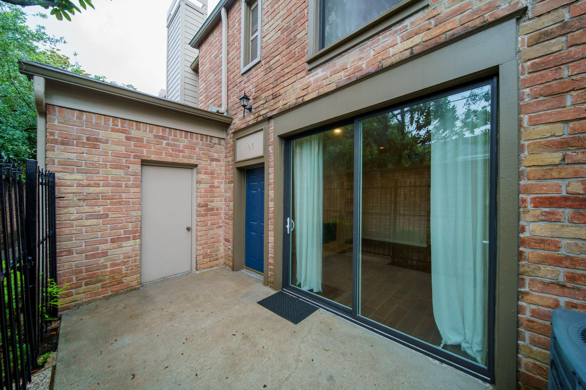 1201 Mcduffie Street # 103