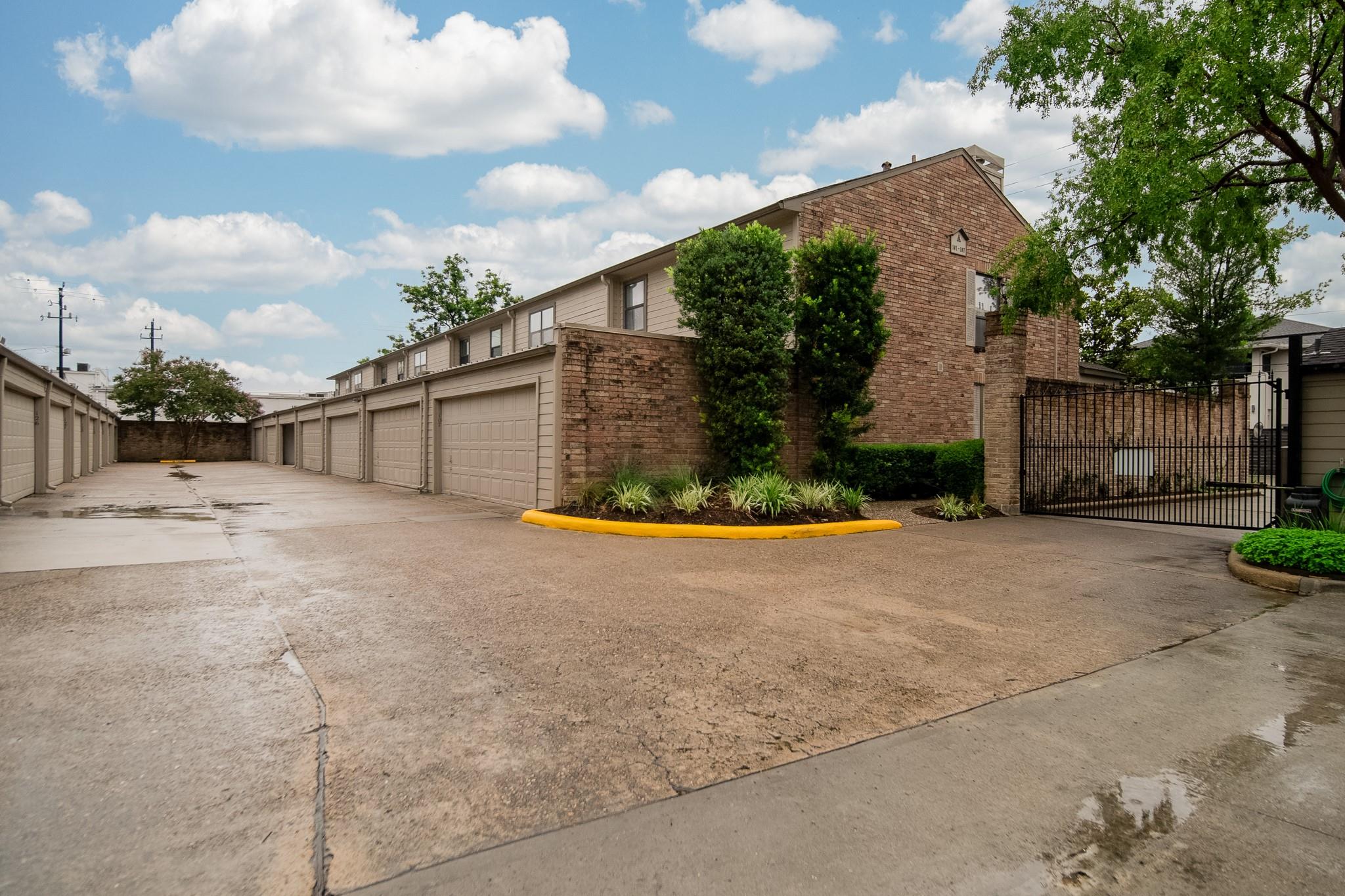 1201 Mcduffie Street # 103