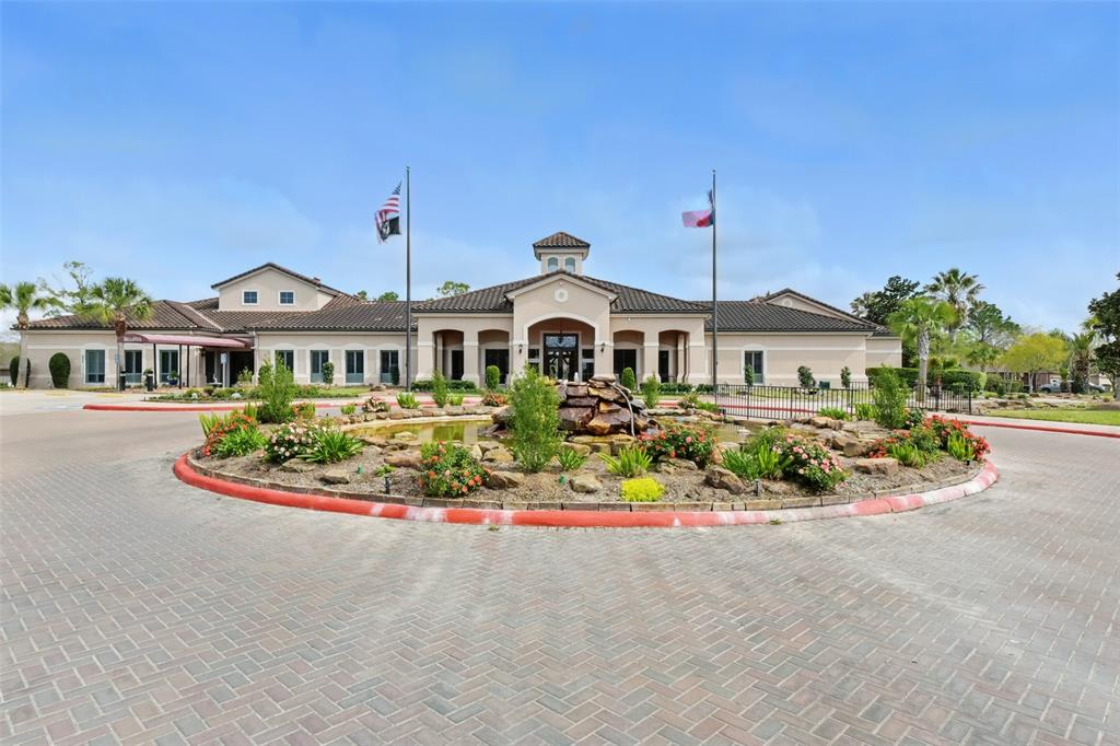 1229 Modena Drive