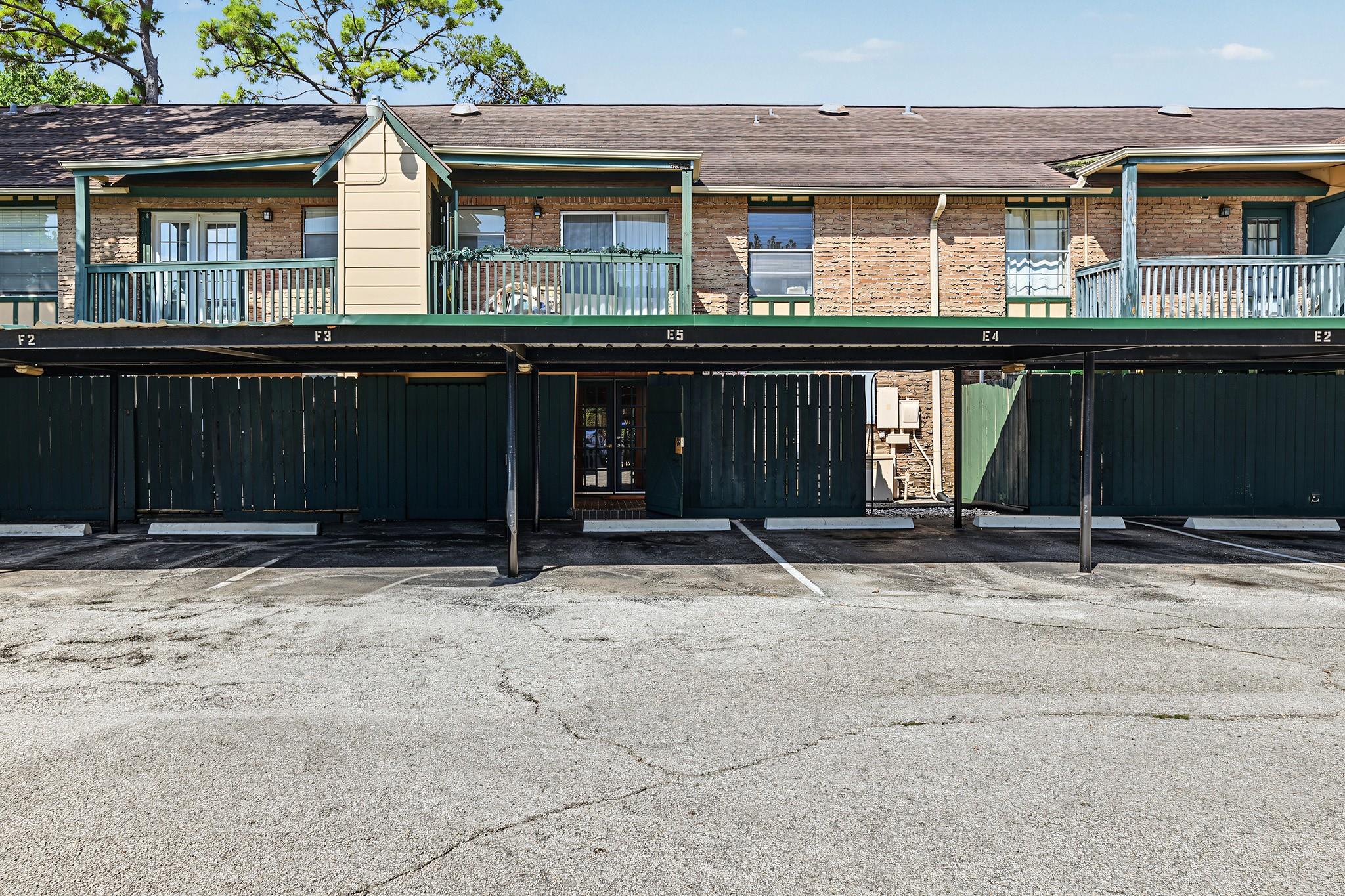 8221 Kingsbrook Road # 108