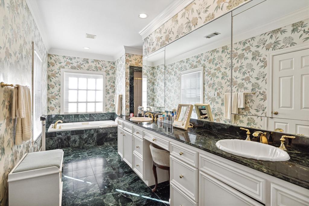 3429 Locke Lane