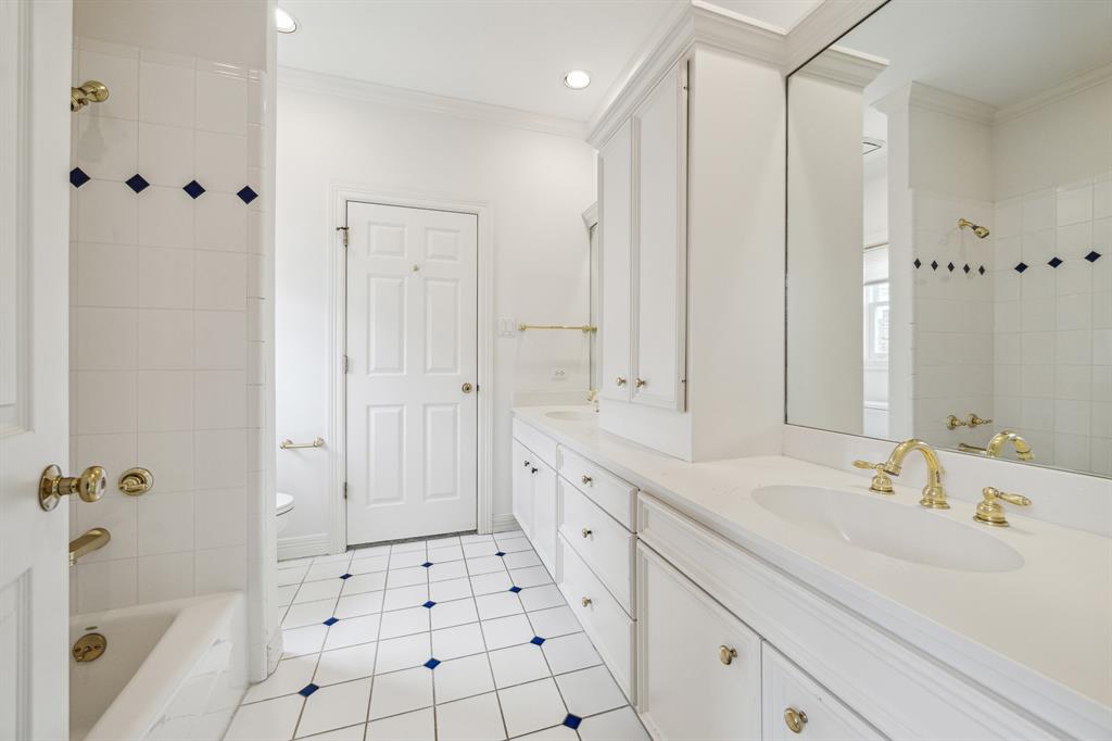 3429 Locke Lane