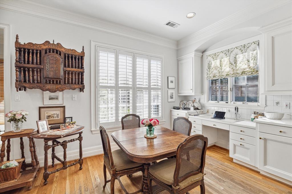 3429 Locke Lane