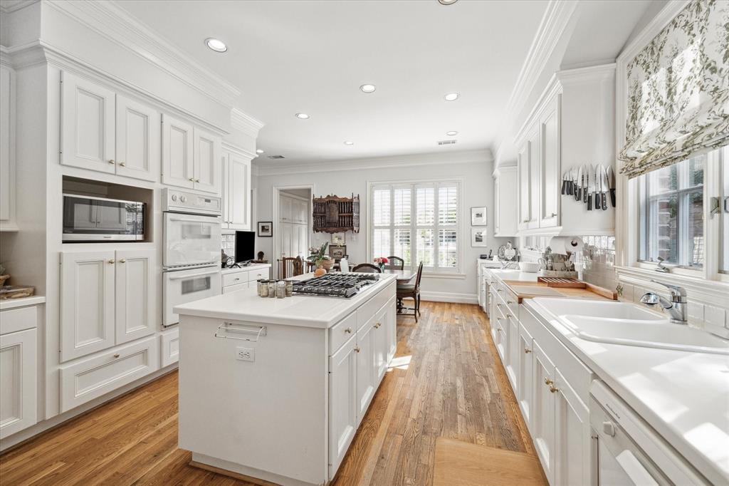 3429 Locke Lane