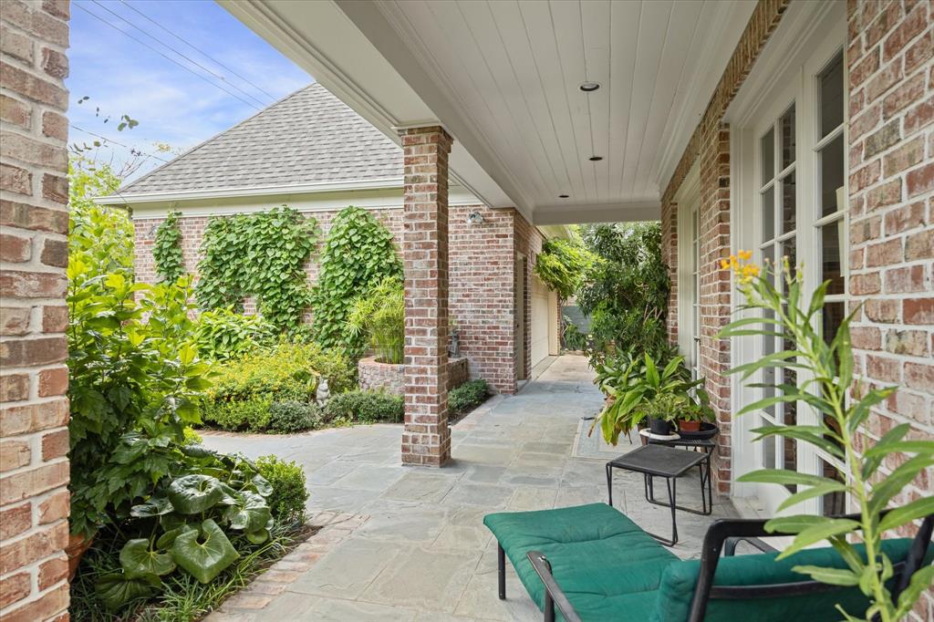 3429 Locke Lane