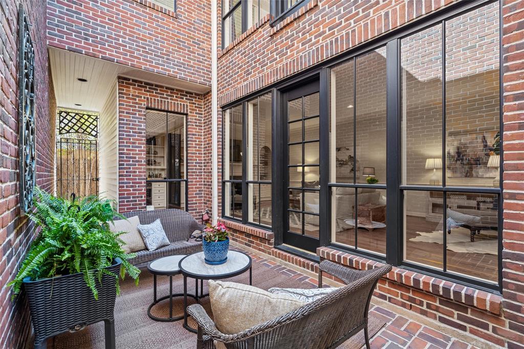 4832 Post Oak Timber Drive