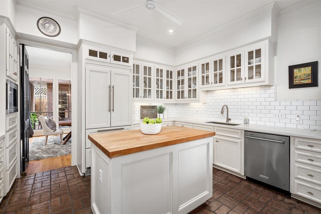 4832 Post Oak Timber Drive