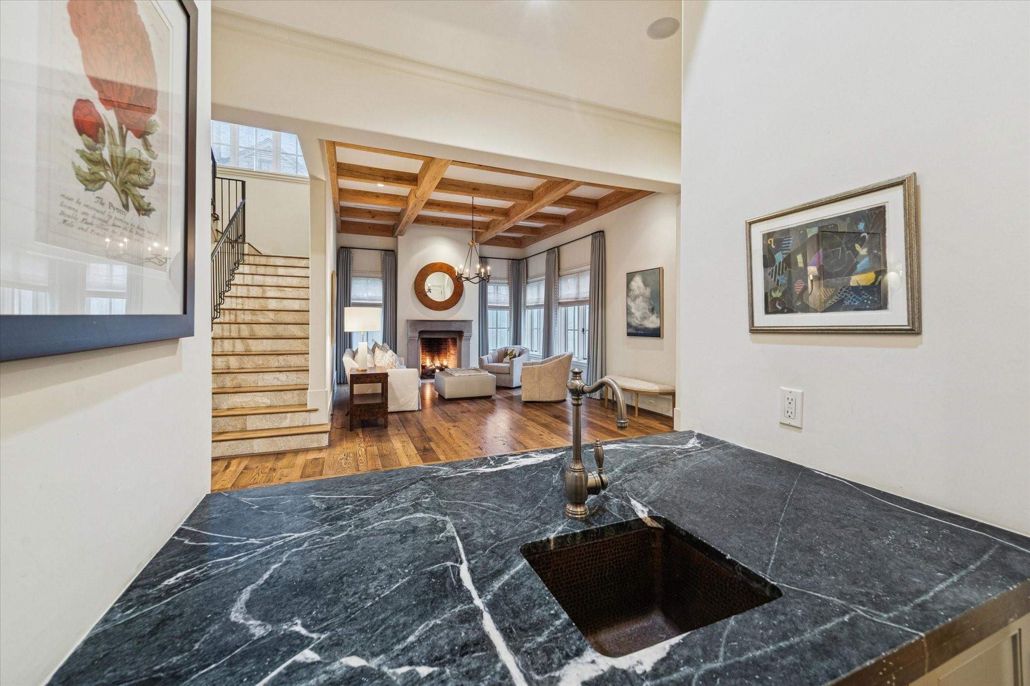 3818 Del Monte Drive