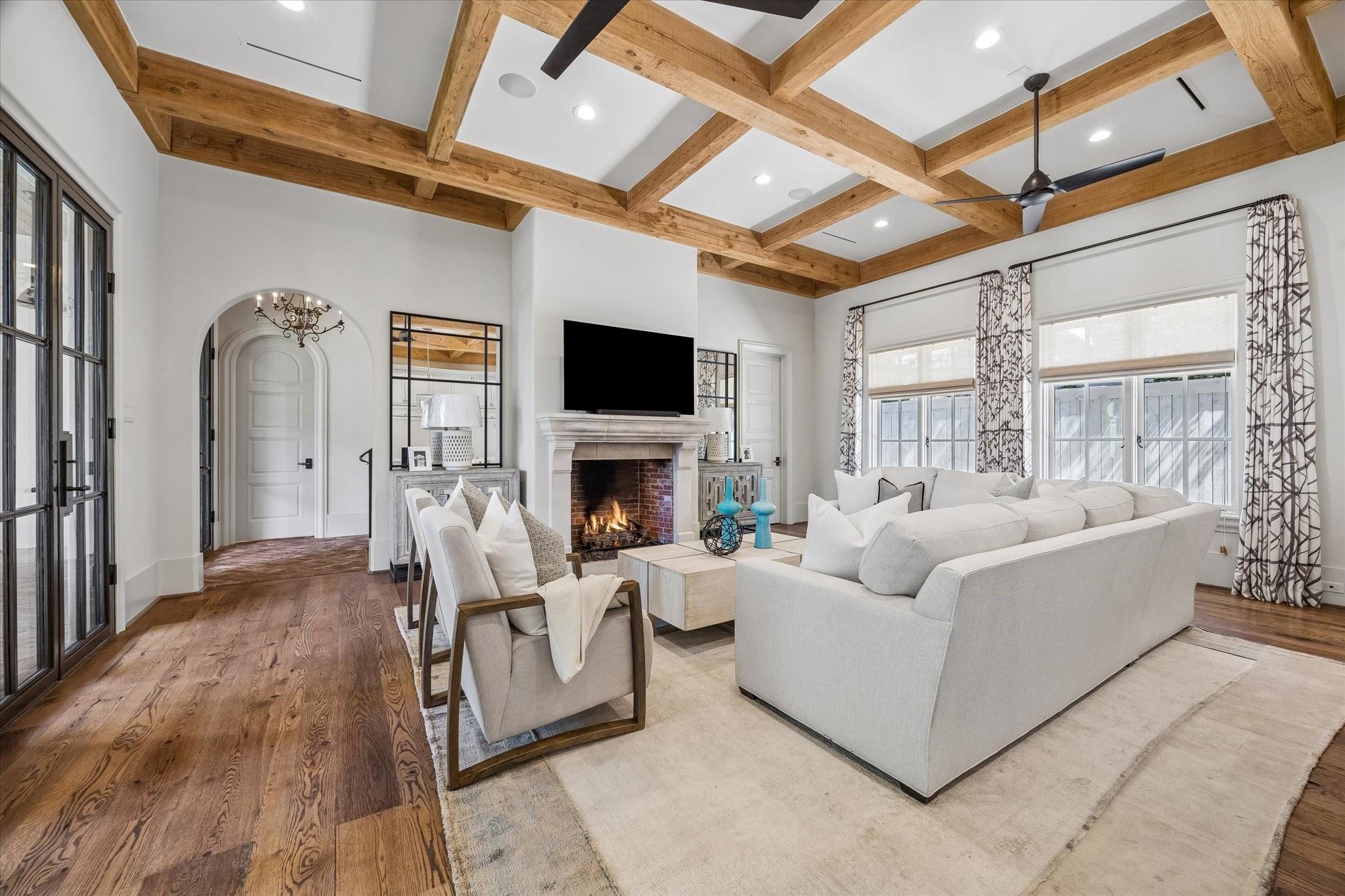 3818 Del Monte Drive
