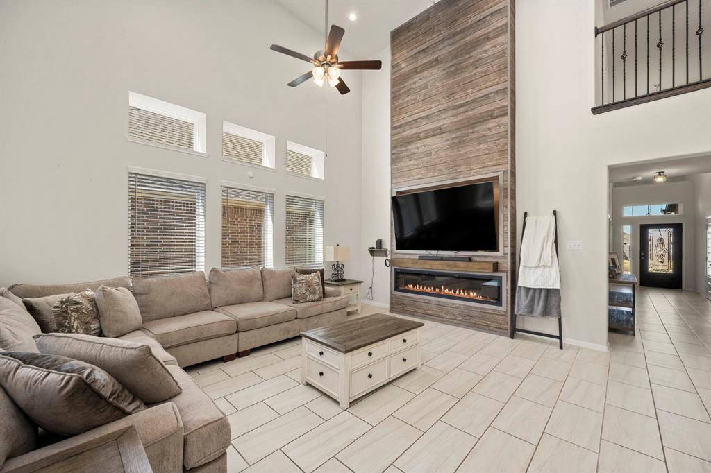8422 Sunset Horizon Drive