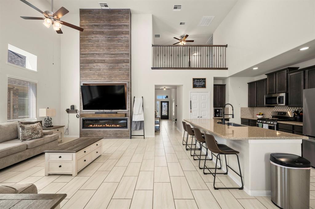 8422 Sunset Horizon Drive