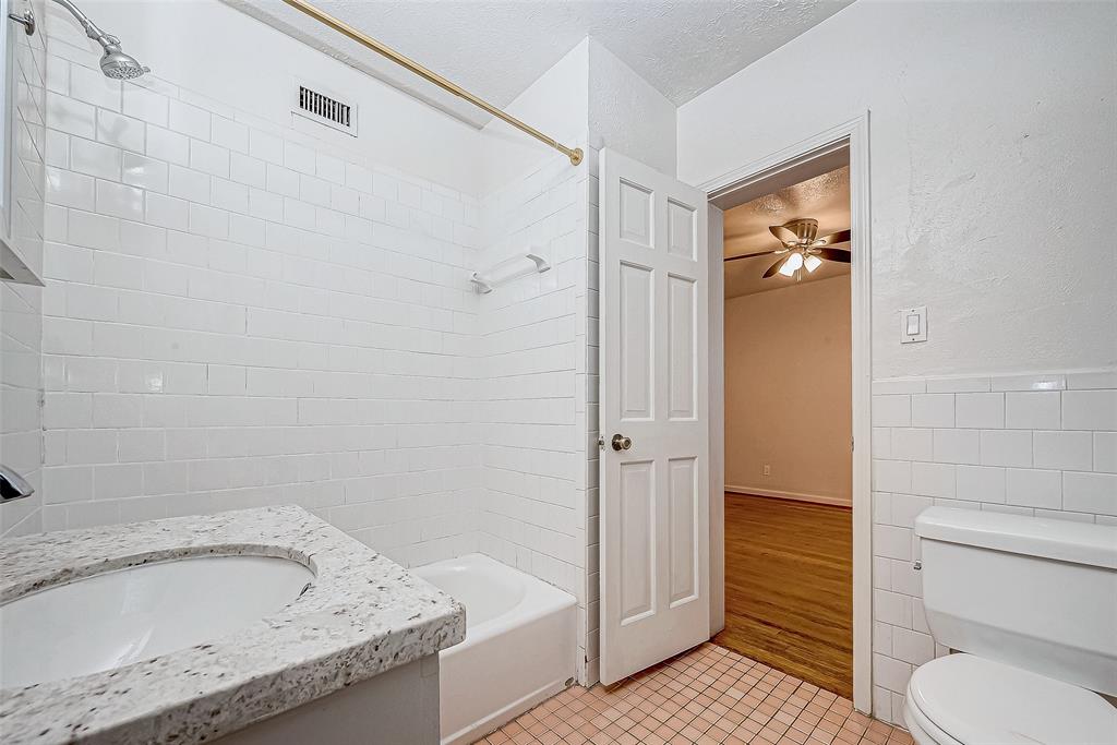 609 Cortlandt Street # 1