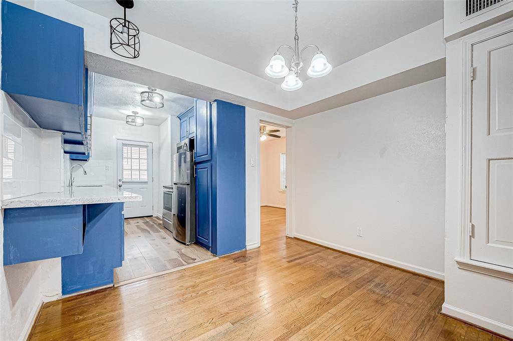 609 Cortlandt Street # 1