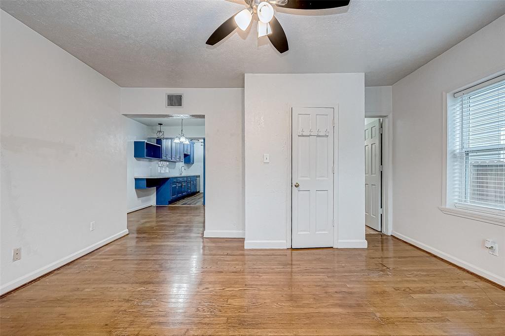609 Cortlandt Street # 1