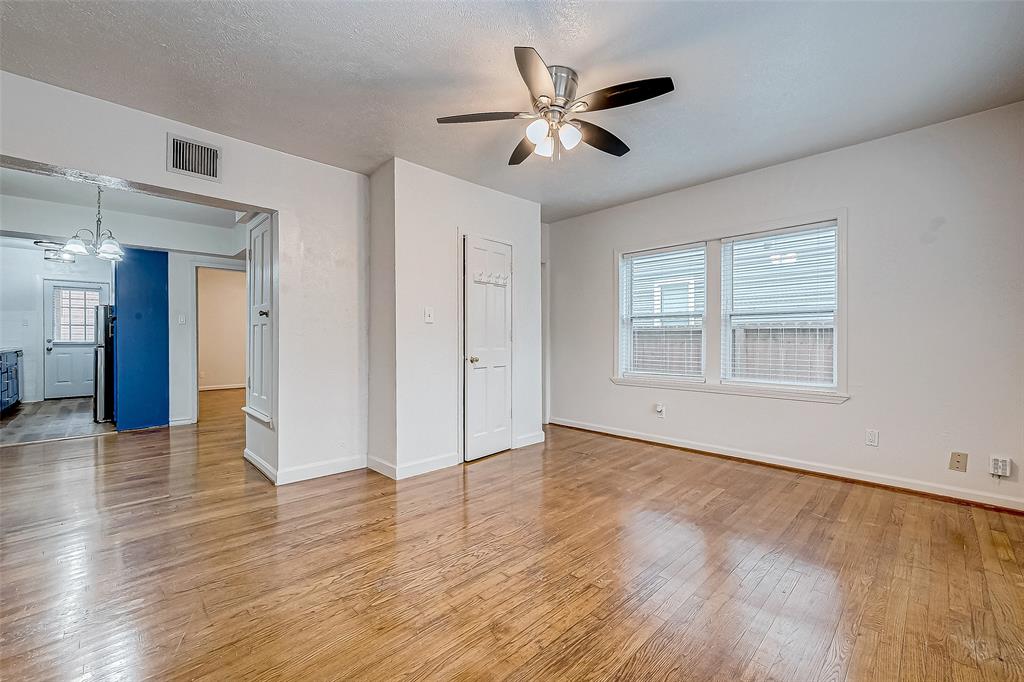 609 Cortlandt Street # 1