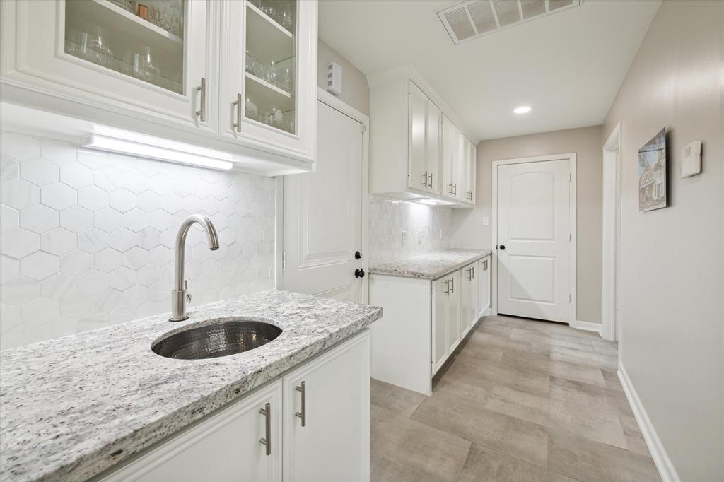 10006 Pine Forest Road