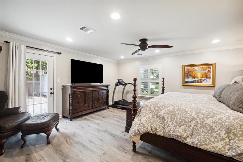 10006 Pine Forest Road