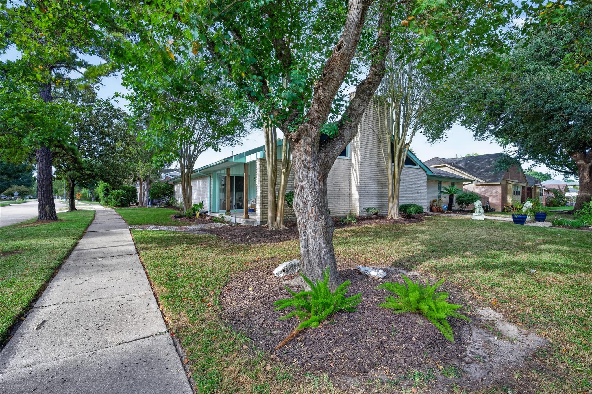 16403 Glenshannon Drive