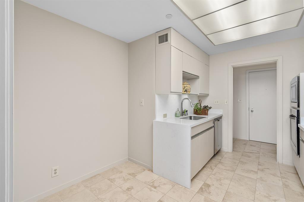 5110 San Felipe Street # 93W