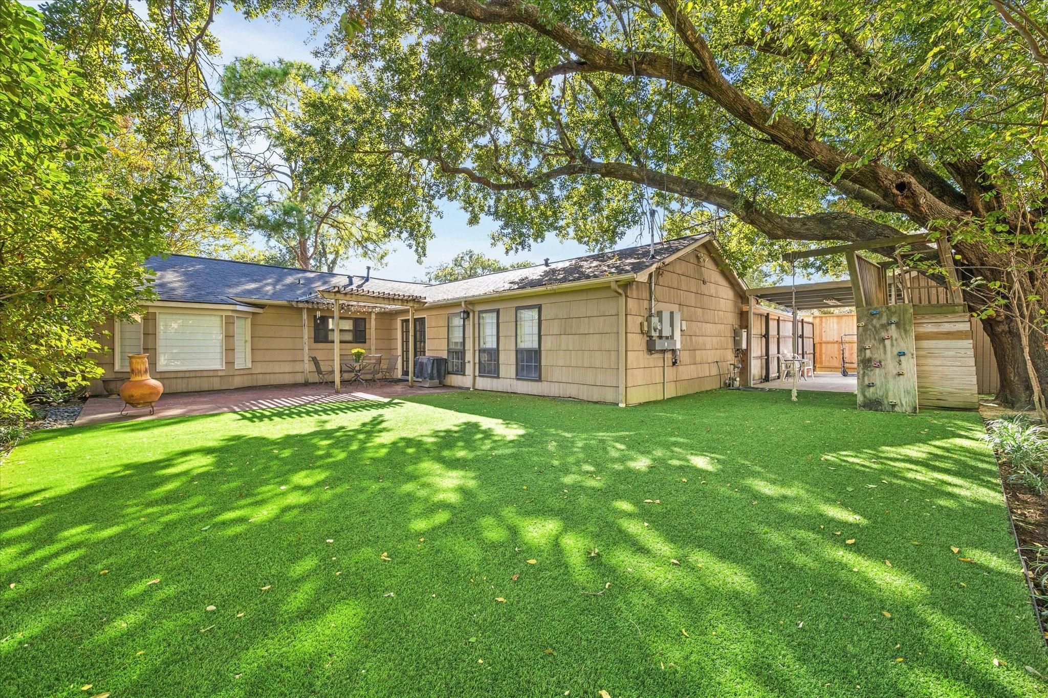 5442 Lincrest Lane