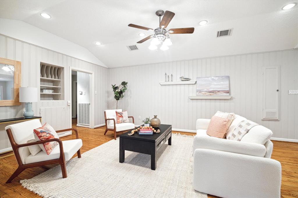 7210 Northampton Way