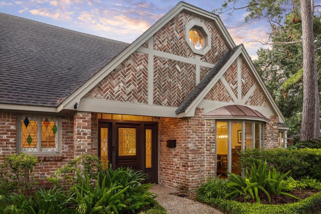 12402 Mossycup Drive