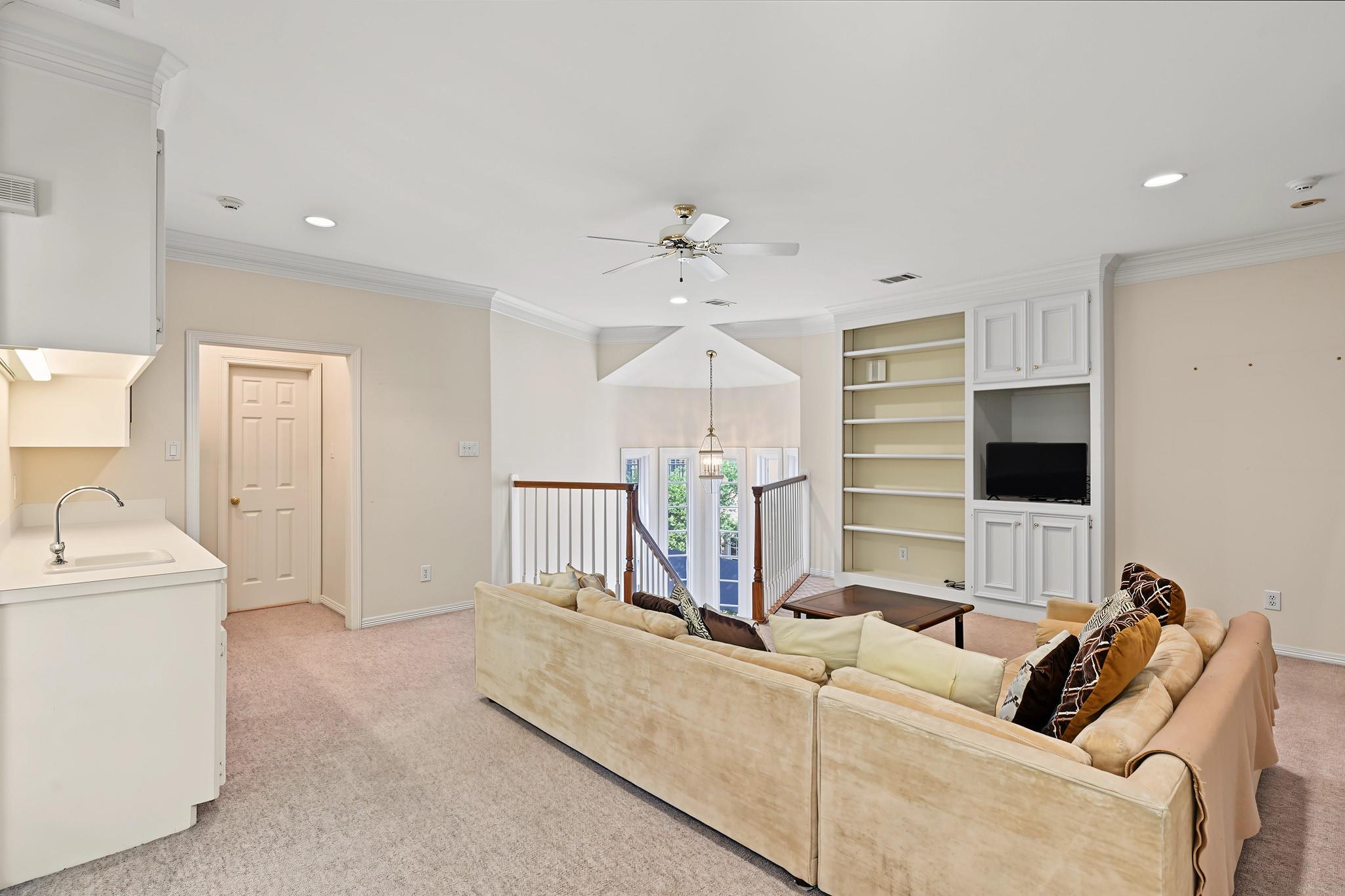 1924 South Boulevard # C