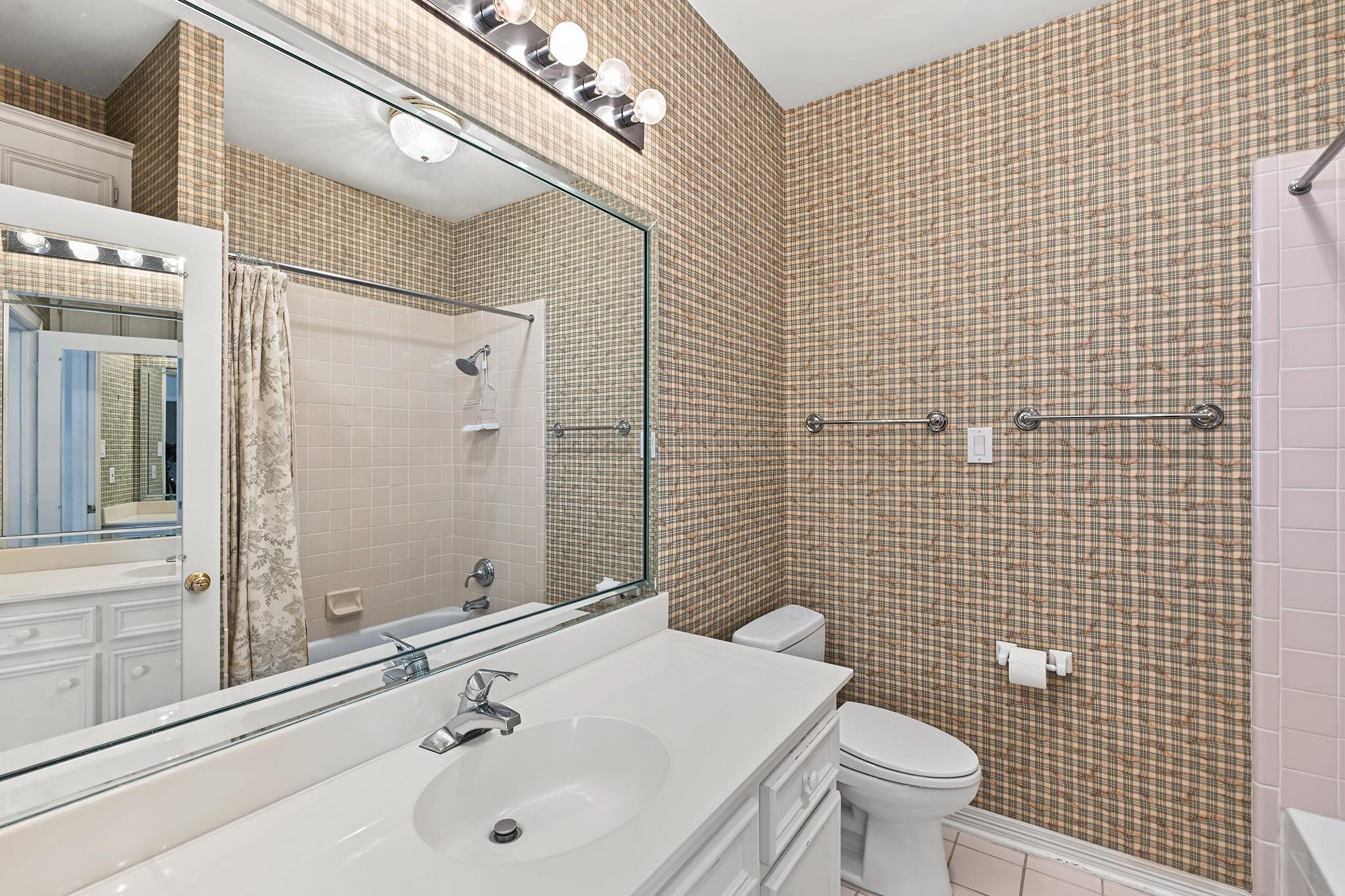 1924 South Boulevard # C