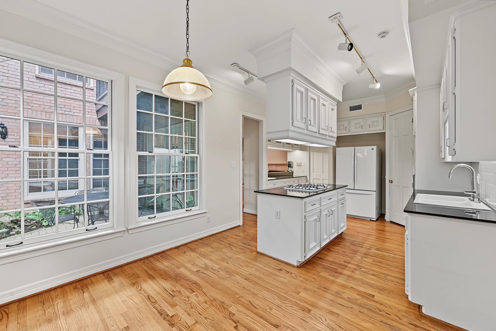 1924 South Boulevard # C