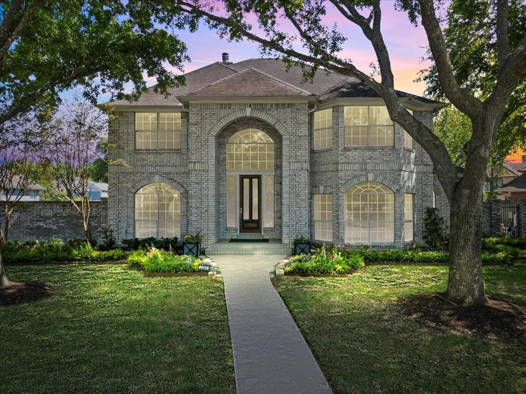 2350 Central Park Circle