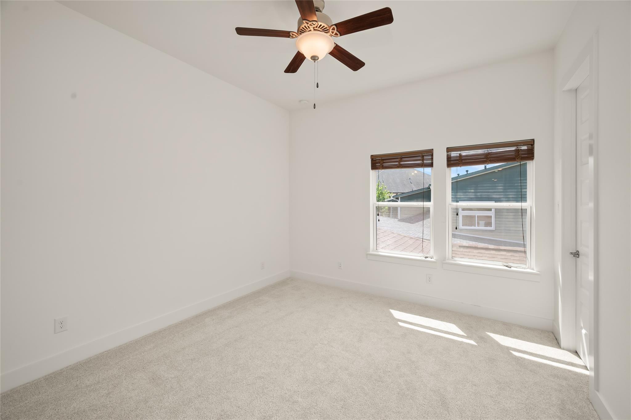 2215 Macarthur Street