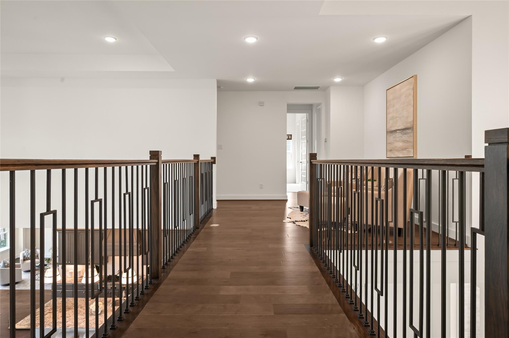 2215 Macarthur Street