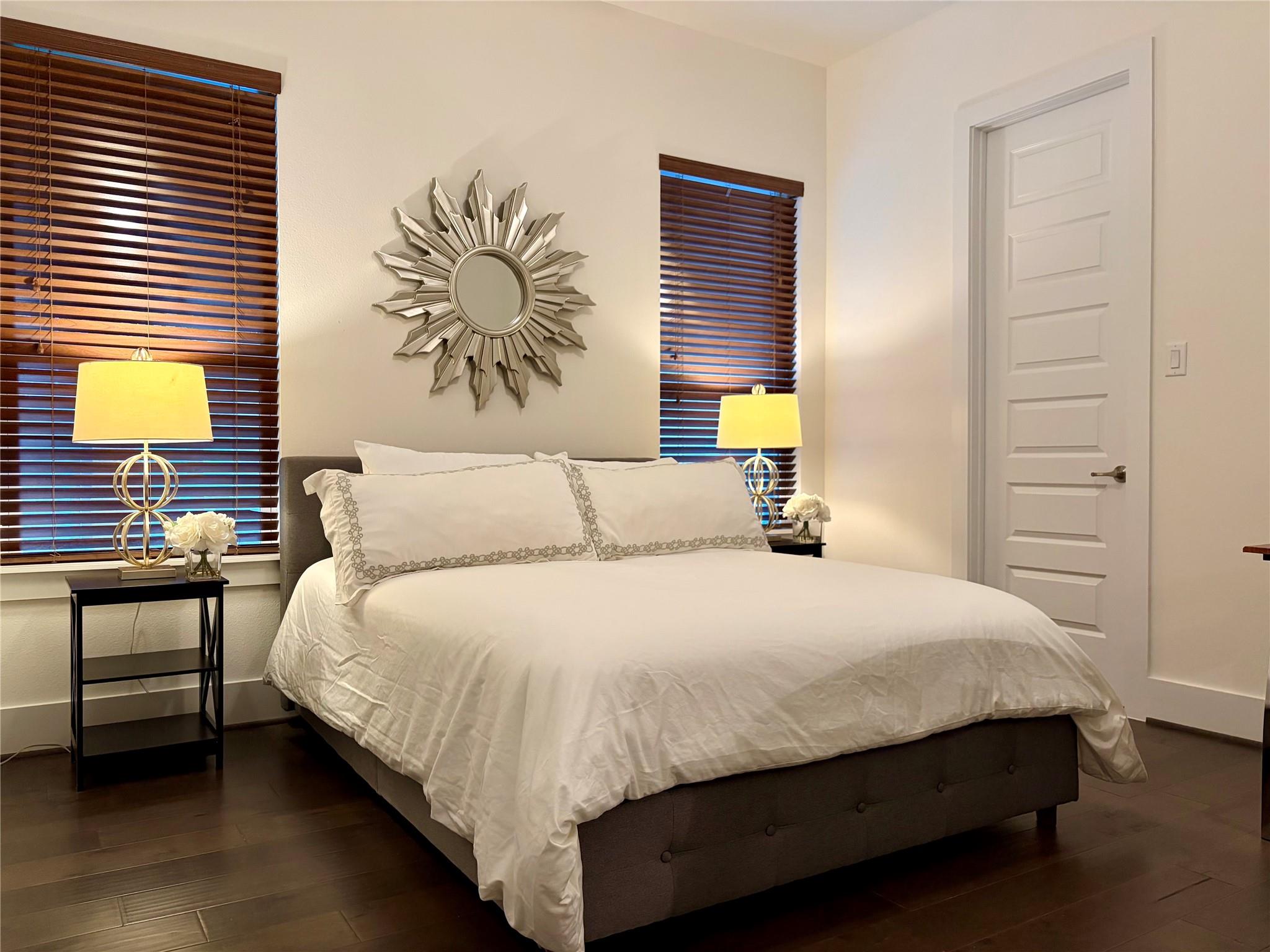 2215 Macarthur Street